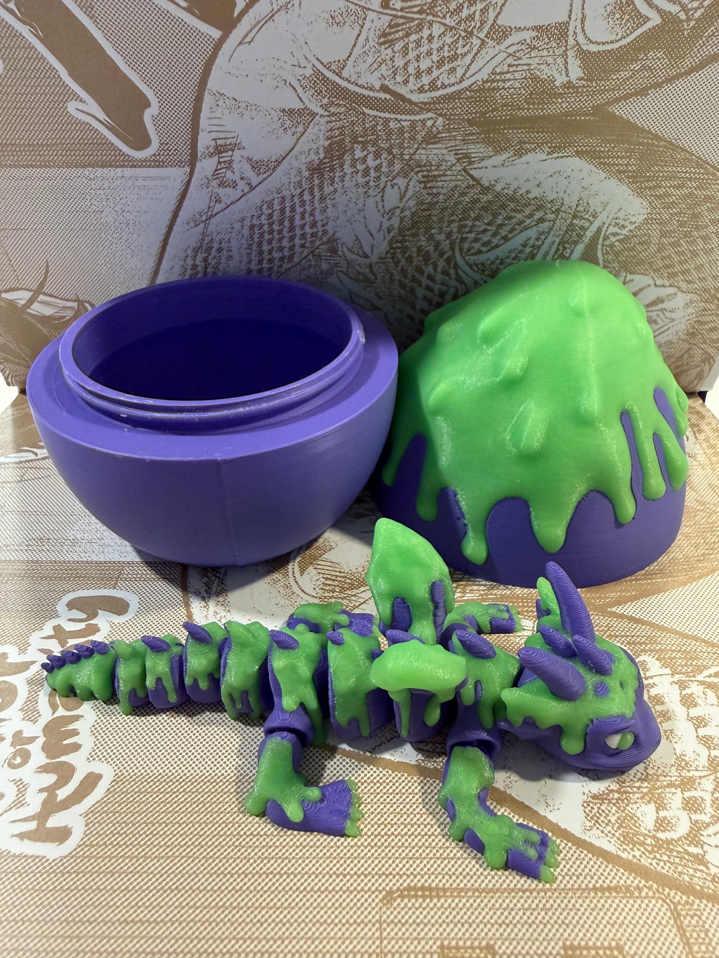 Baby Slim Dragon with egg Glow