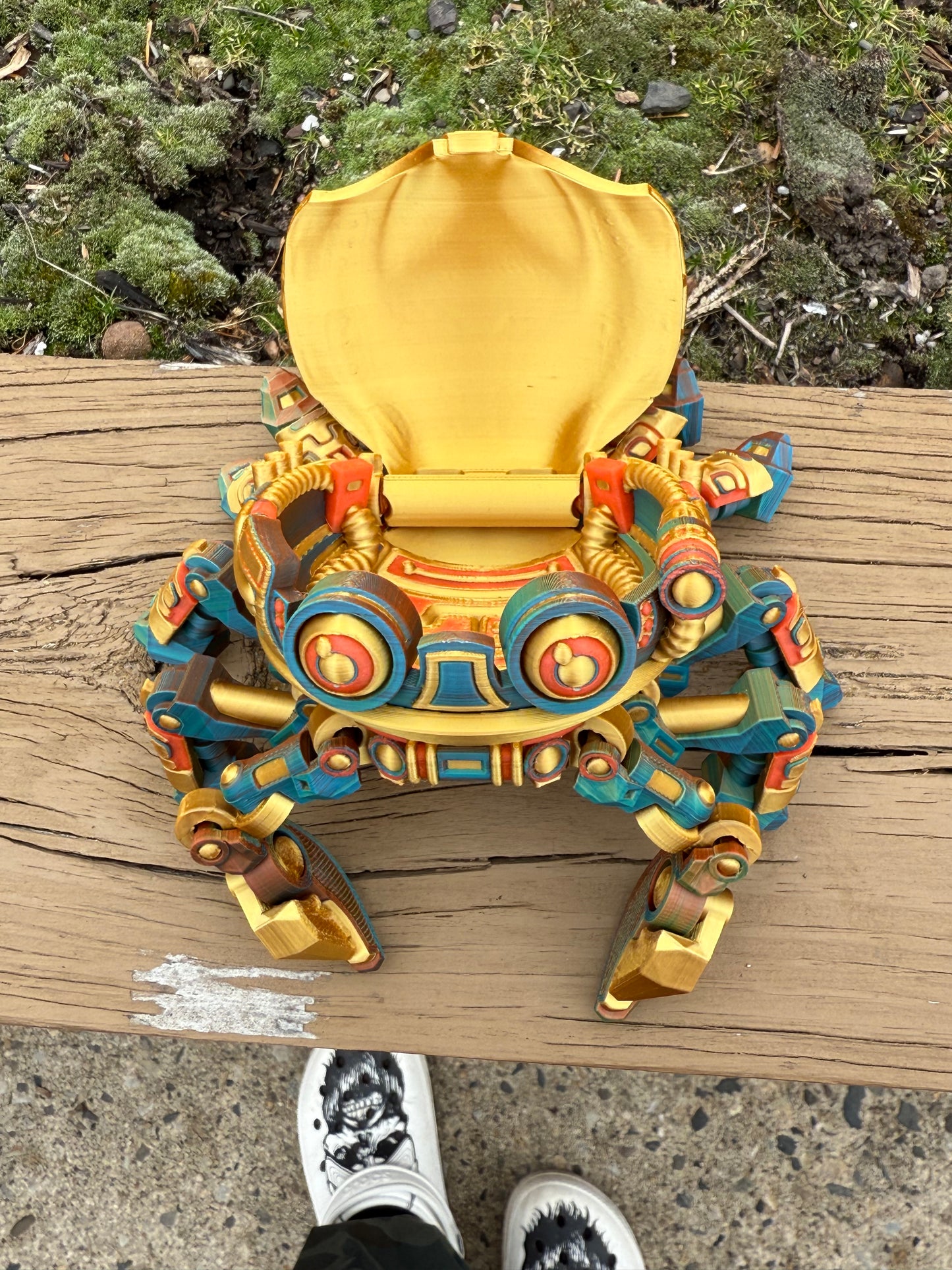 Cyber Crab 🦀 Box articulating