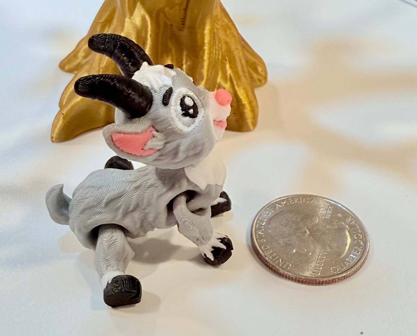 Flexi Tiny long horn Goat