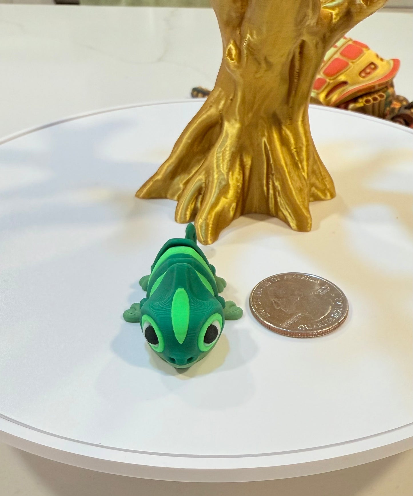 Tiny Flexi chameleon UV reactive!