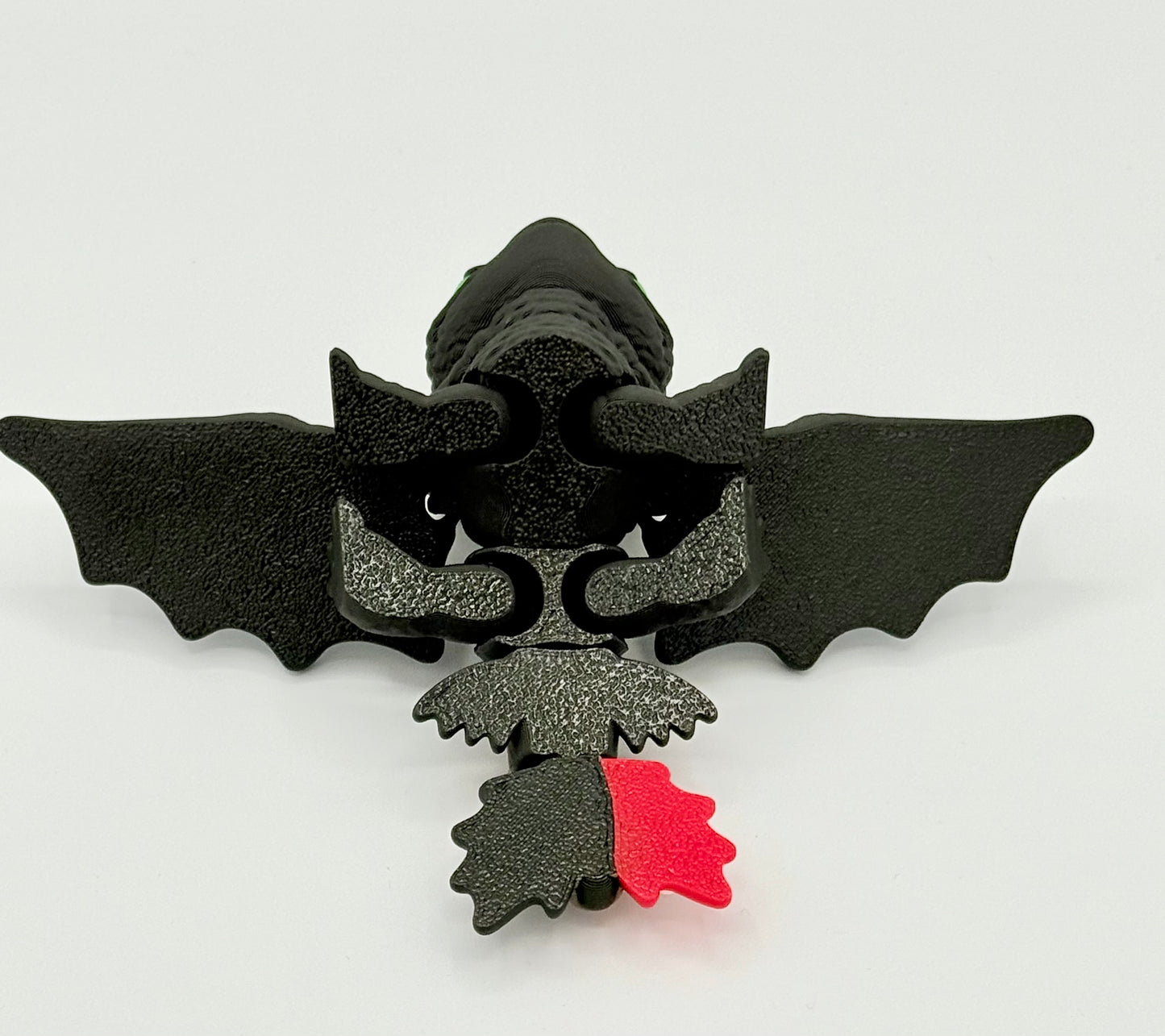 Toothless How to train your Dragons with glowing eyes ￼