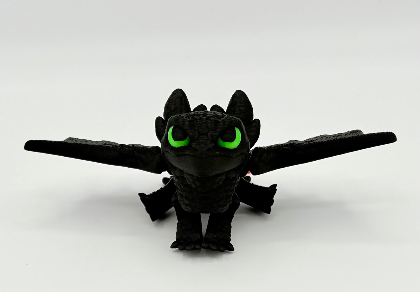 Toothless How to train your Dragons with glowing eyes ￼