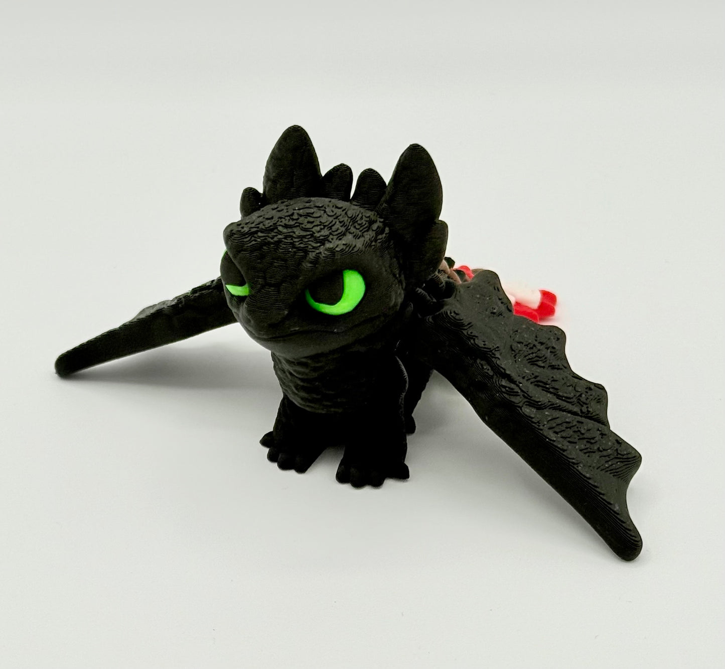 Toothless How to train your Dragons with glowing eyes ￼