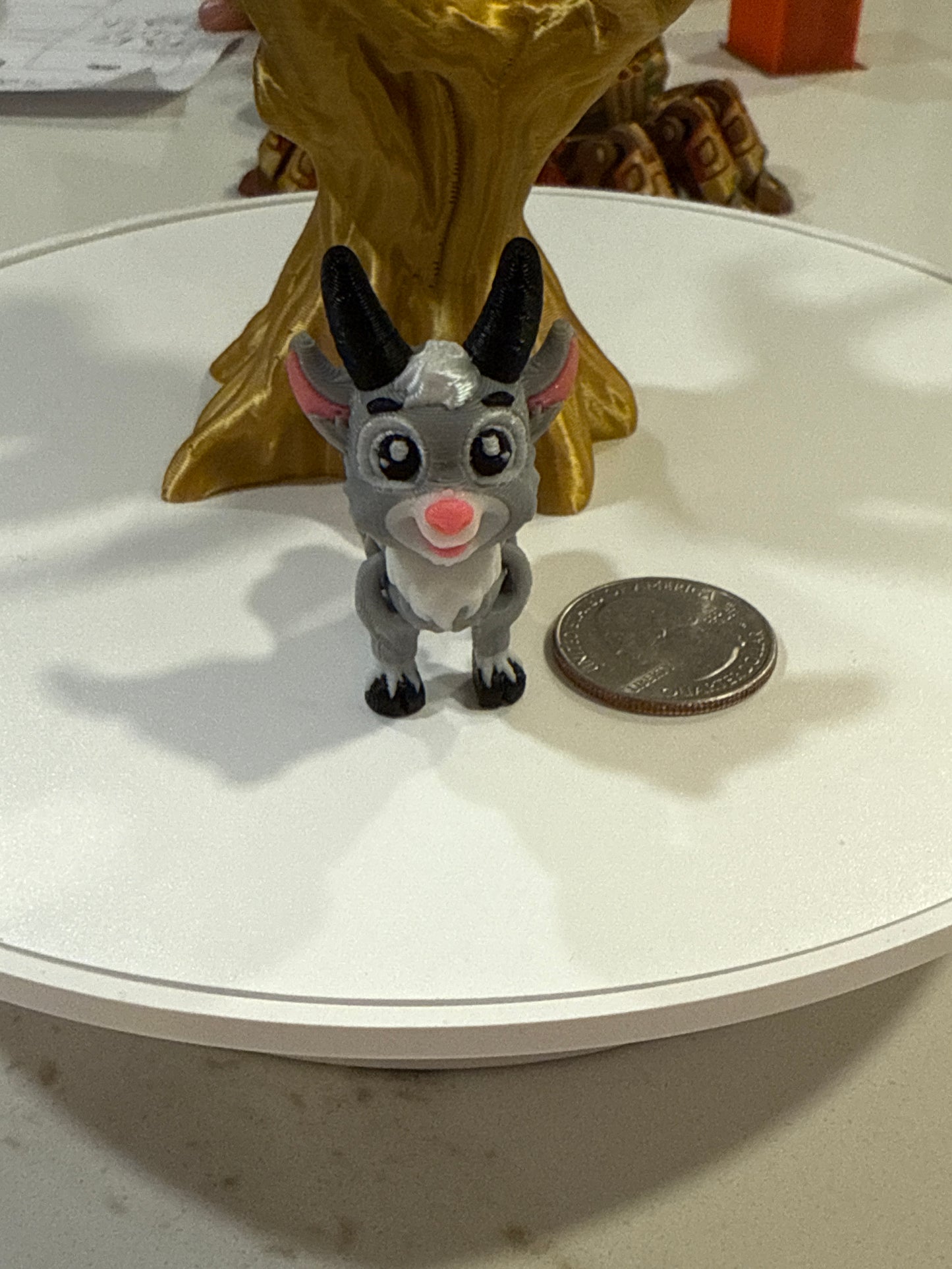 Flexi Tiny long horn Goat